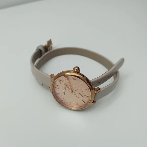Marc Jacobs Watch - Picture 2 of 5